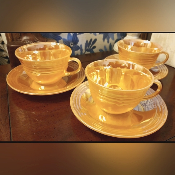 3 sets Vintage Fire King Peach Lustre Three Bands Cups & Saucers - Picture 1 of 4